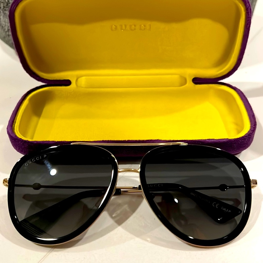 Gucci aviator sunglasses